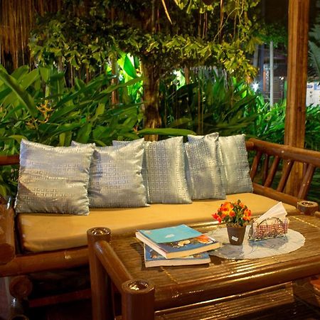 Chillout Guesthouse Panglao Bagian luar foto