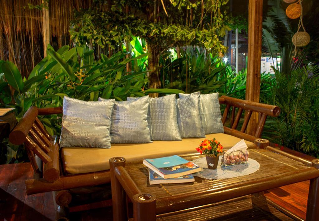 Chillout Guesthouse Panglao Bagian luar foto