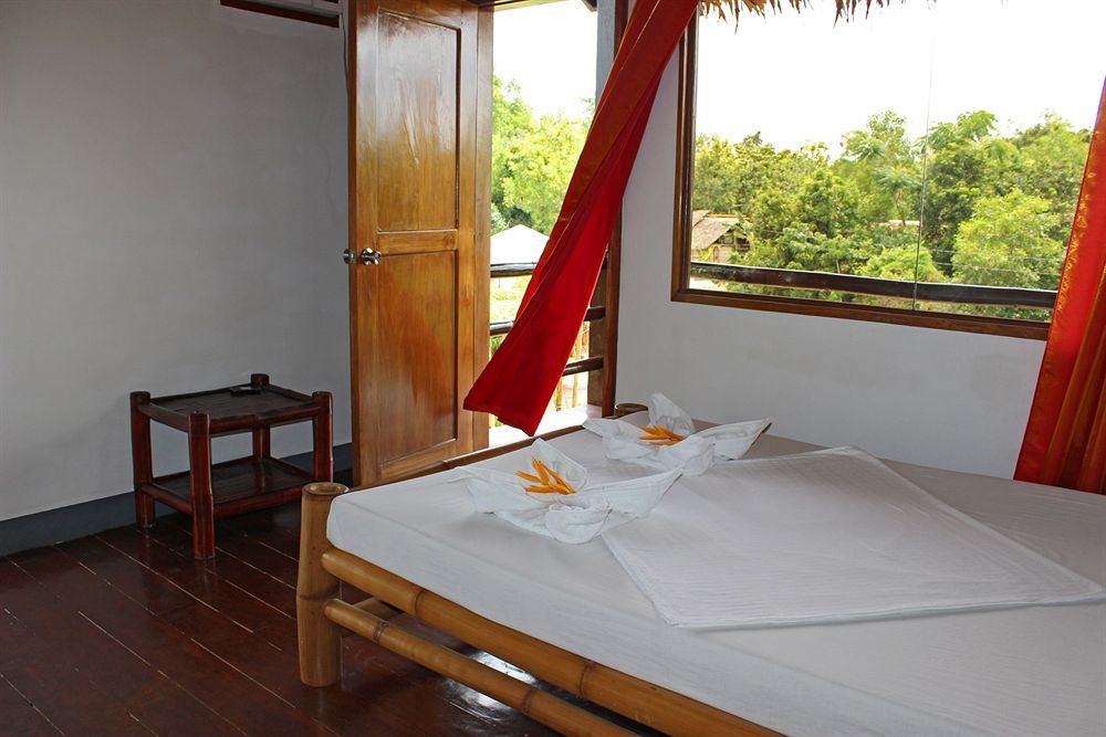 Chillout Guesthouse Panglao Bagian luar foto