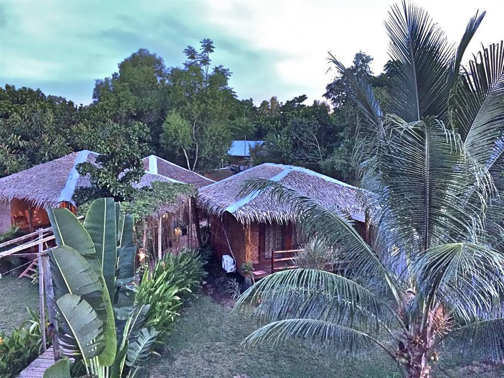 Chillout Guesthouse Panglao Bagian luar foto