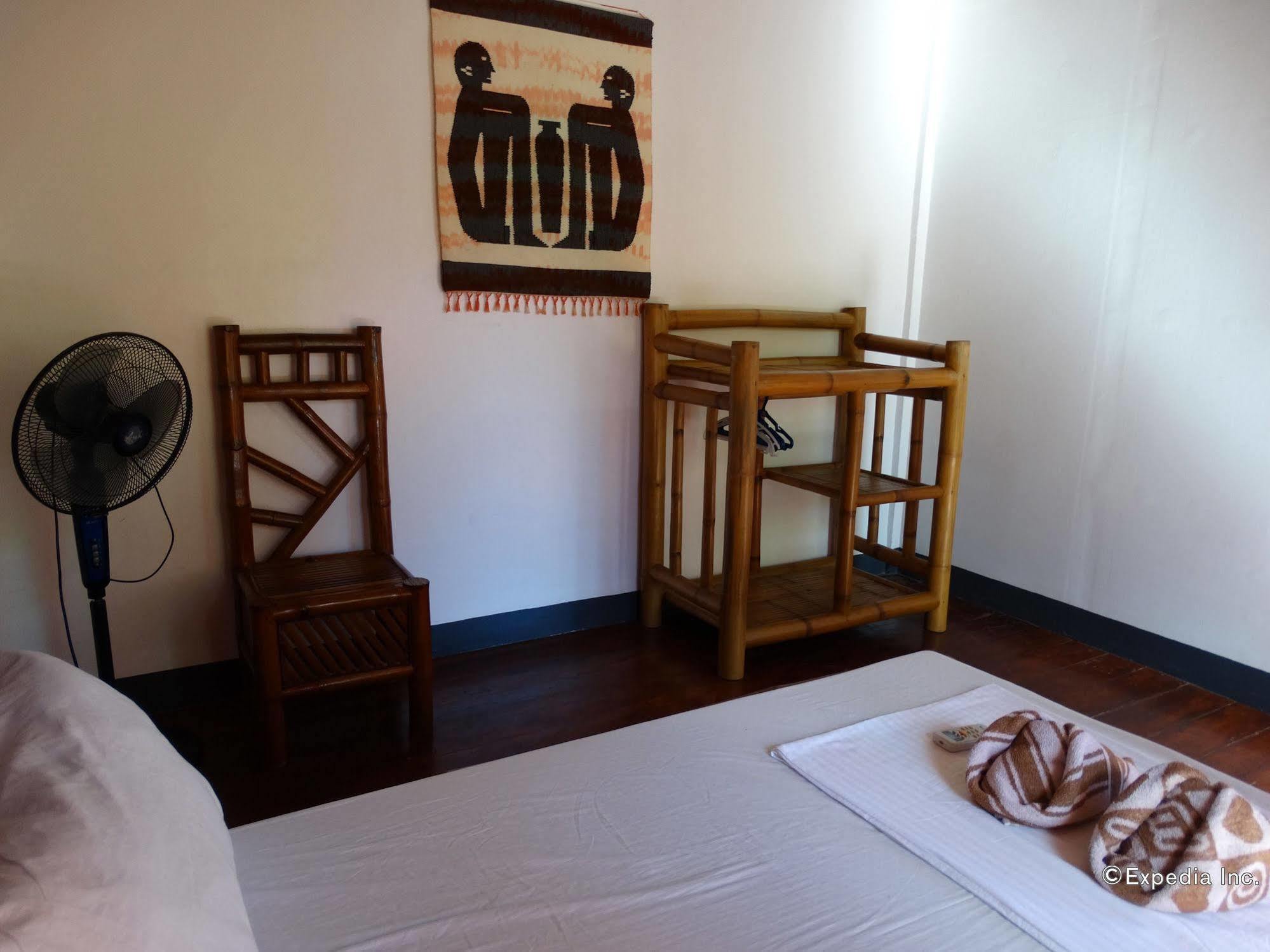 Chillout Guesthouse Panglao Bagian luar foto