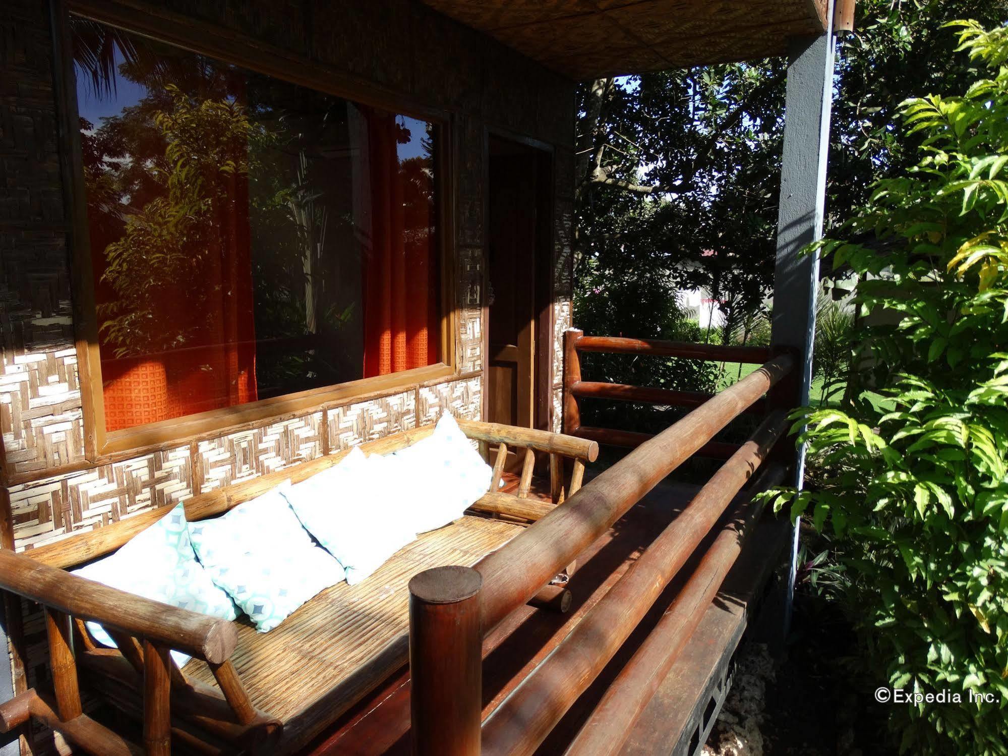 Chillout Guesthouse Panglao Bagian luar foto
